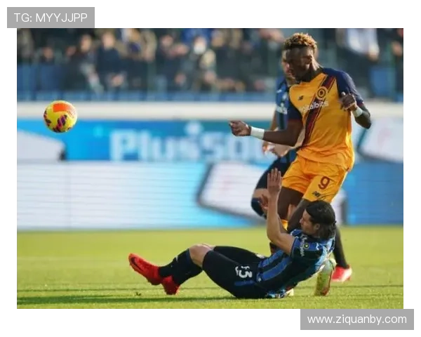 神了！姆希塔良禁区内爆射，又被迈尼昂扑出